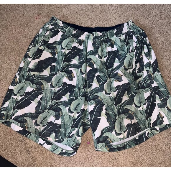 Birddogs Shorts Mens Bird Dog Shorts Banana Leaf Print Size L